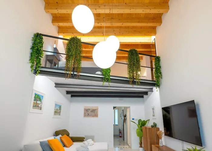 Corte Dama - Live Like A Local In Vecchia Bari