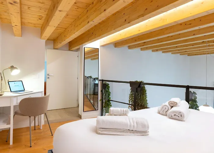 Corte Dama - Live Like A Local In Vecchia Apartamento *